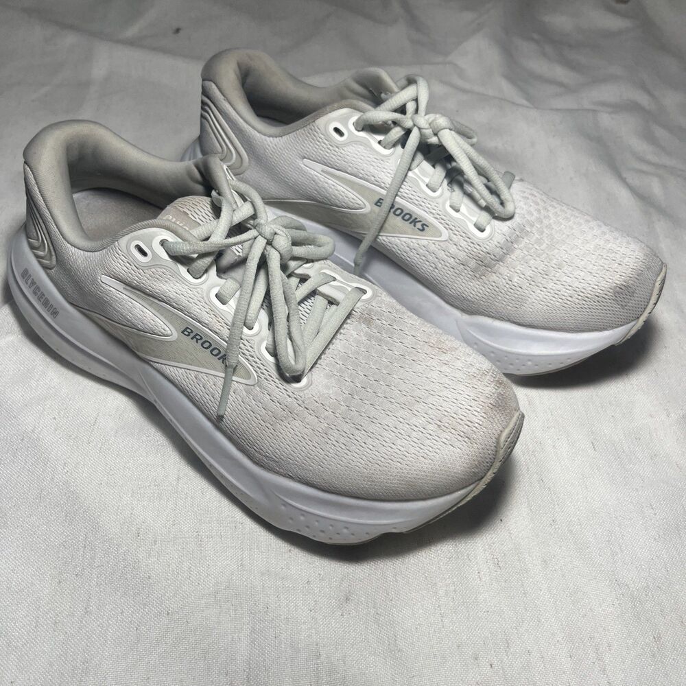 Size 8 - Brooks Glycerin 21 White Silver Biscuit Women's running Shoe